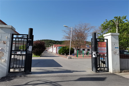 凤翎锦绣3室2厅2卫74万100m2精装出售